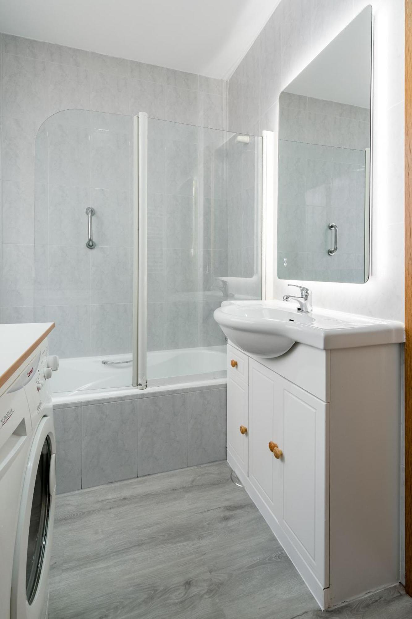 Charming Studio Avenida America Madrid Exterior foto